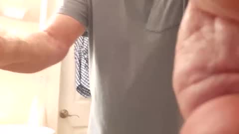 Lovetobeseen9 online show from October 7, 11:47 am