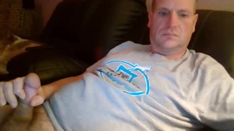 lovetocum37 online show from February 12, 5:02 am