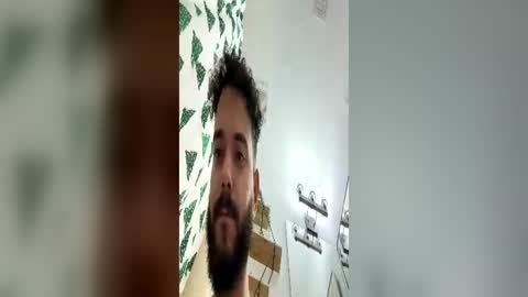lovetopleaseyou4423 online show from June 17, 4:25 am