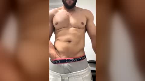 lskinnatty online show from June 17, 3:52 am