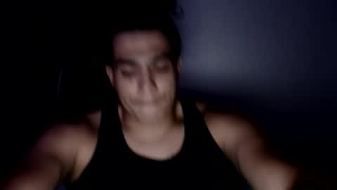luca_noir23 online show from May 27, 9:17 am