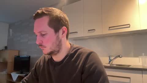 Snapshot of lucas1996_ chatting on January 9, 9:06 am Lucas online show from January 9, 9:06 am