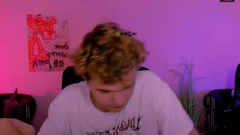 lucas_long_ online show from December 17, 10:11 am