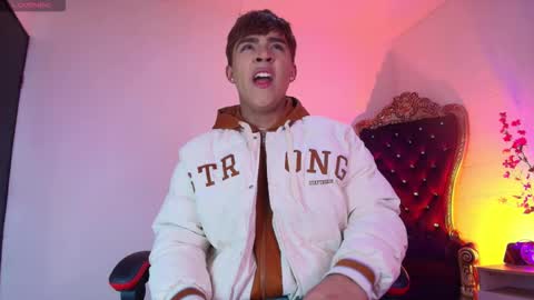 Lucas lovee online show from March 23, 1:39 pm