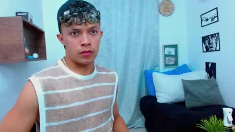 Lucas Luxx online show from January 8, 5:51 pm