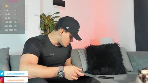 Snapshot of lucasanto_ chatting on January 21, 5:39 am LUCA SANTOS online show from January 21, 5:39 am