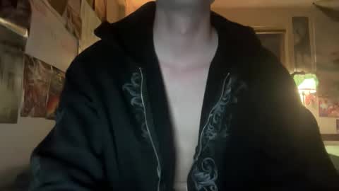 lucascrown online show from February 2, 6:45 am