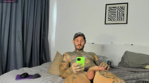 lucasexclusive online show from December 14, 5:03 am