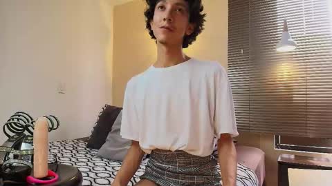 Snapshot of lucian_morel_s chatting on October 11, 3:38 pm Lucian Morel S online show from October 11, 3:38 pm