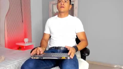 Leo online show from February 9, 11:26 am