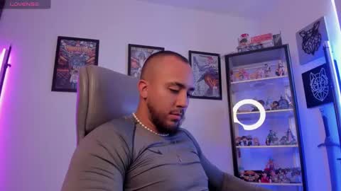 Snapshot of luck_spartans chatting on October 2, 6:45 pm Luck online show from October 2, 6:45 pm