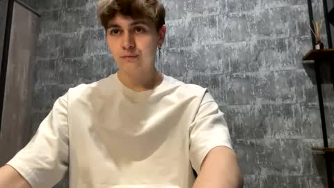 Ricky online show from November 16, 12:02 am