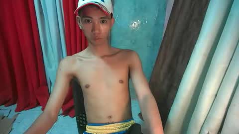 lui_the_fucker online show from April 13, 4:46 am