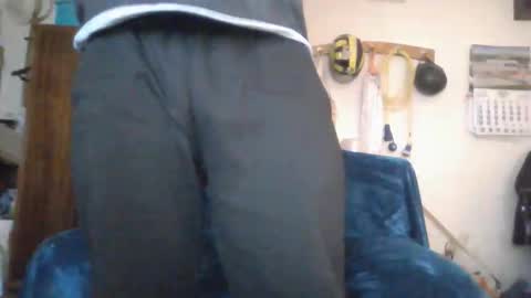 A slave to the mistress.. un esclavo para las amas dominantes. online show from February 9, 9:52 pm