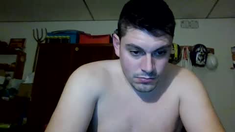 Snapshot of luis2423 chatting on January 12, 10:22 pm A slave to the mistress.. un esclavo para las amas dominantes. online show from January 12, 10:22 pm