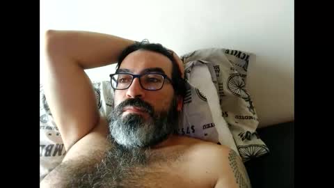 Hairyman online show from November 9, 3:27 pm