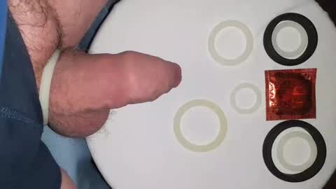 lukasaq online show from November 26, 3:15 pm