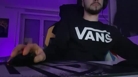 lukasschoetz online show from February 15, 6:38 pm