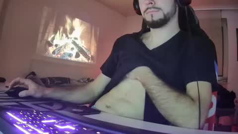 lukasschoetz online show from March 15, 7:20 pm