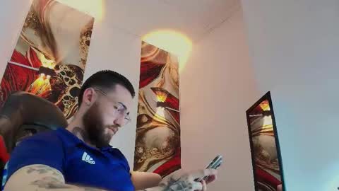 LUKE online show from November 18, 1:26 pm