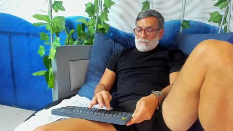 Luke Crews online show from February 24, 7:19 pm