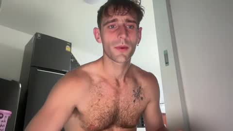 Snapshot of lukegunn22 chatting on February 6, 10:53 pm MR. Luke Gunn online show from February 6, 10:53 pm