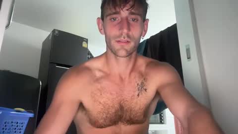 Snapshot of lukegunn22 chatting on March 5, 11:06 pm MR. Luke Gunn online show from March 5, 11:06 pm