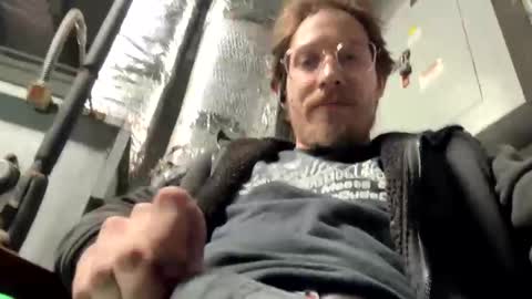 lukekibbe27 online show from November 23, 3:39 am