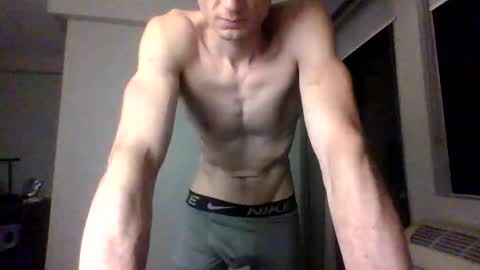 luketaylorla online show from May 29, 10:25 am