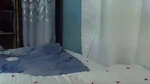 Snapshot of lunalove22_ chatting on October 20, 6:56 pm lunalove22_ online show from October 20, 6:56 pm