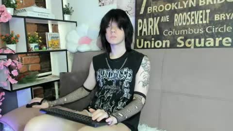 Matthew online show from June 2, 5:19 am