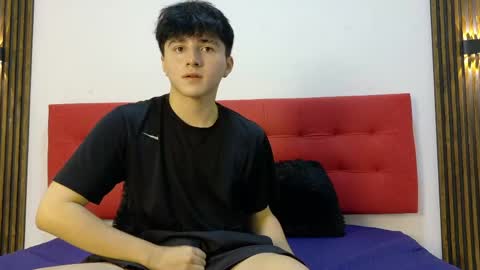 lunaydream online show from April 29, 11:26 am