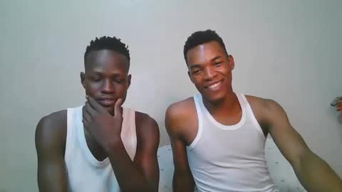 luoislove online show from February 17, 8:19 pm