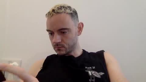 Lupine online show from October 31, 9:01 am