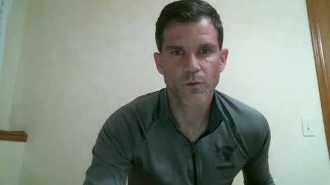 luvalonsix online show from September 19, 2:01 am