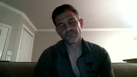 luvalonsix online show from September 17, 3:40 am