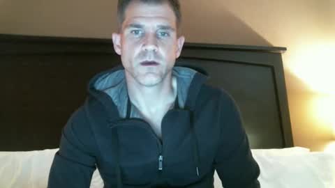 luvalonsix online show from October 21, 4:04 am