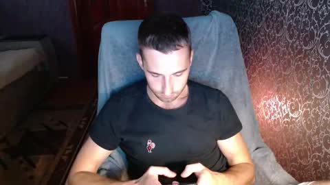 Snapshot of lv_boy chatting on September 18, 11:23 am lv_boy online show from September 18, 11:23 am