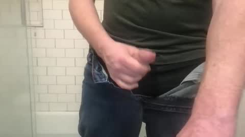 lvguynextdoor440656 online show from December 13, 11:44 pm