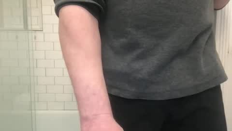 lvguynextdoor440656 online show from March 2, 11:45 pm