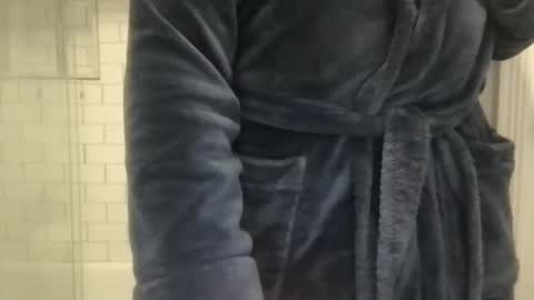 lvguynextdoor440656 online show from October 30, 1:52 am