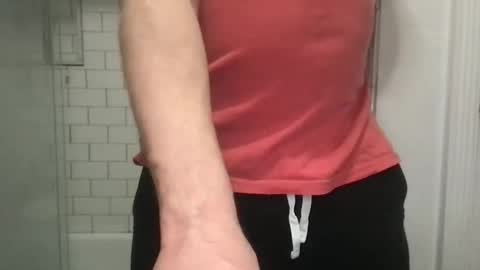 lvguynextdoor440656 online show from February 2, 2:43 am