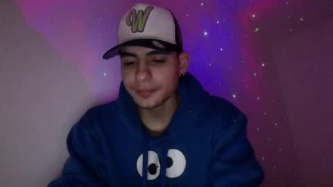 Lyan online show from November 17, 1:58 pm