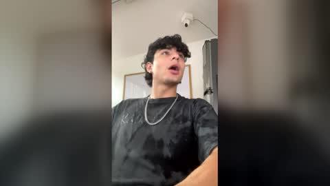 Lyan online show from December 21, 2:03 pm