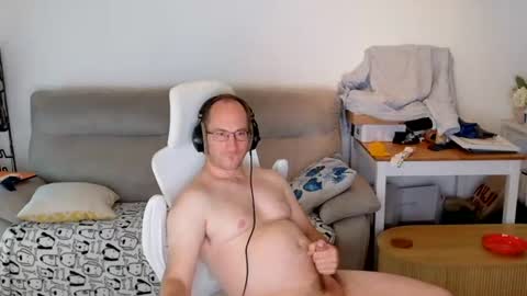 lynsdaddy online show from June 25, 5:45 am