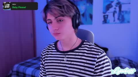 Lyodass online show from December 2, 8:53 pm