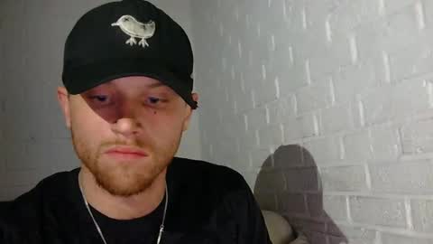 Snapshot of m831481 chatting on December 7, 5:04 am Hotandhairy online show from December 7, 5:04 am