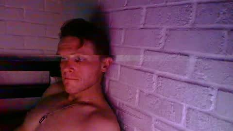 Snapshot of m831481 chatting on December 21, 9:55 am Hotandhairy online show from December 21, 9:55 am