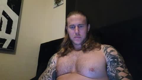 Snapshot of mac_drew chatting on January 18, 3:02 am mac_drew online show from January 18, 3:02 am