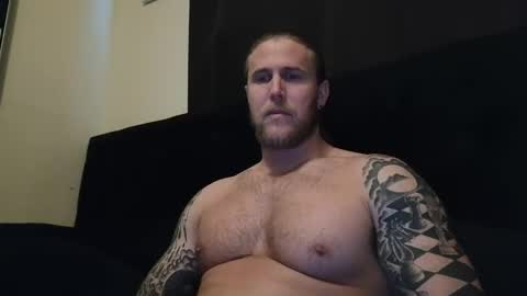 Snapshot of mac_drew chatting on December 29, 8:37 pm mac_drew online show from December 29, 8:37 pm